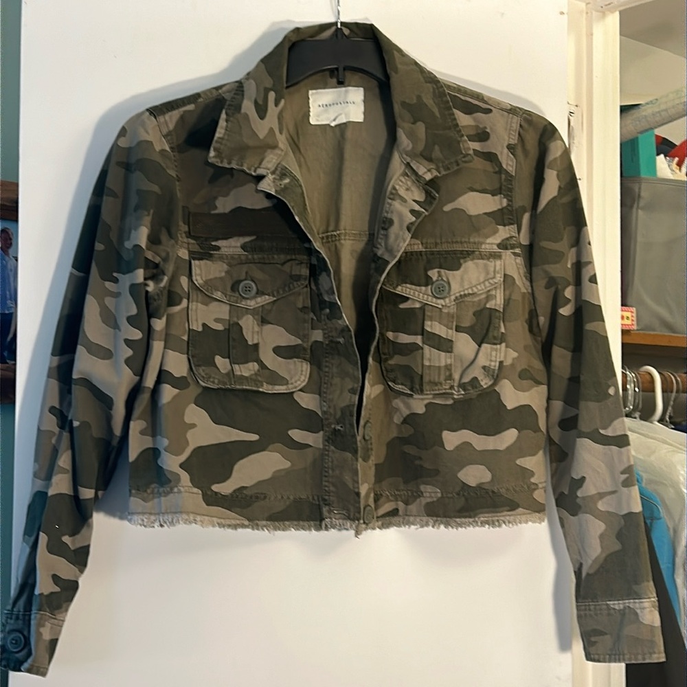 Crop army print jacket
